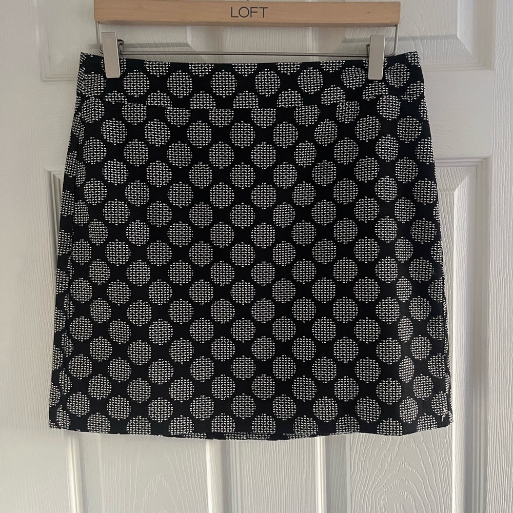 Loft skirt